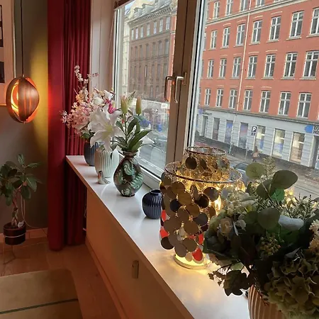 Artful Living - 1br With Balcony Appartement
