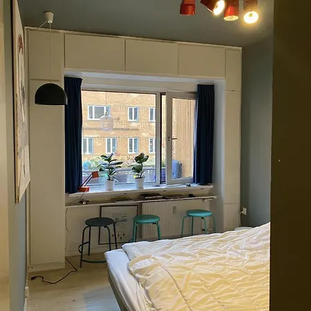 Artful Living - 1br With Balcony Appartement
