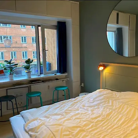 Artful Living - 1br With Balcony